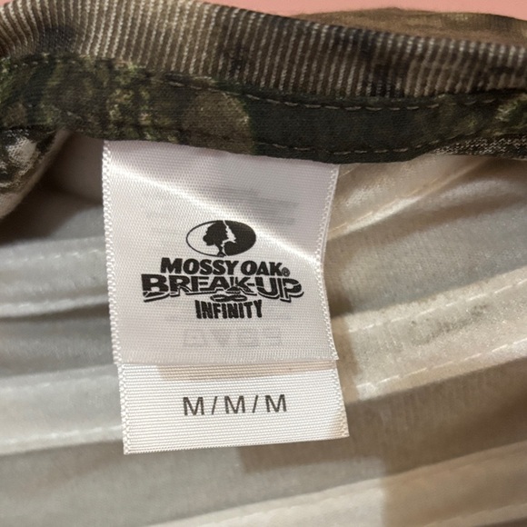 Mossy Oak Long Sleeve Camouflage Tee with Pink Logo NWTS - Picture 3 of 8